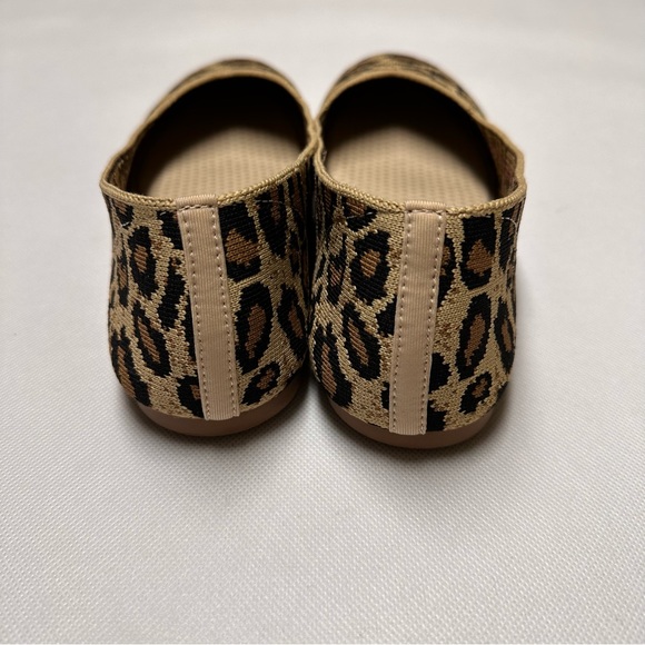 Skechers Cleo Claw-Some Flats - Picture 5 of 10